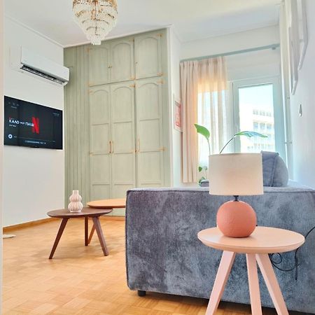 Stylish Artistic Flat With View, Three Min To Metro Lejlighed Athen Eksteriør billede